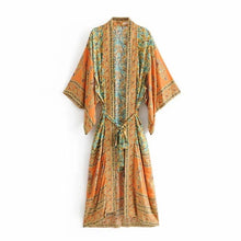 Load image into Gallery viewer, Vintage Print Kimono
