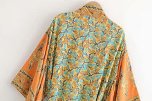 Load image into Gallery viewer, Vintage Print Kimono
